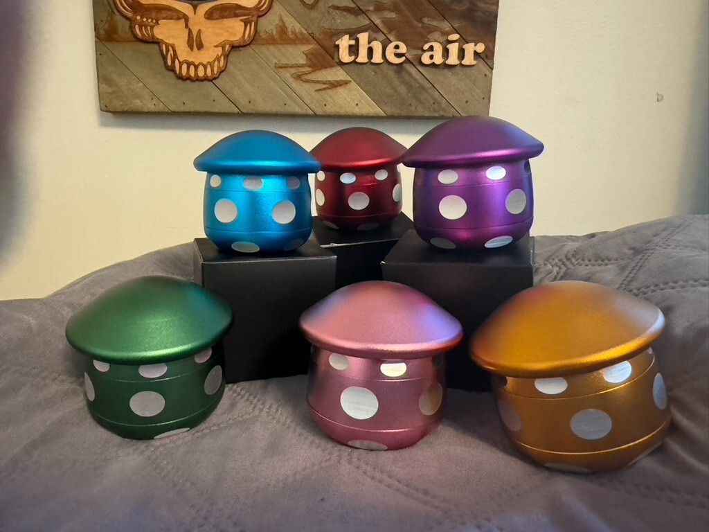 Mushroom Grinder Herb Grinder Crusher Metal Hippy Mushrooms 2.5″ x 3 Inch