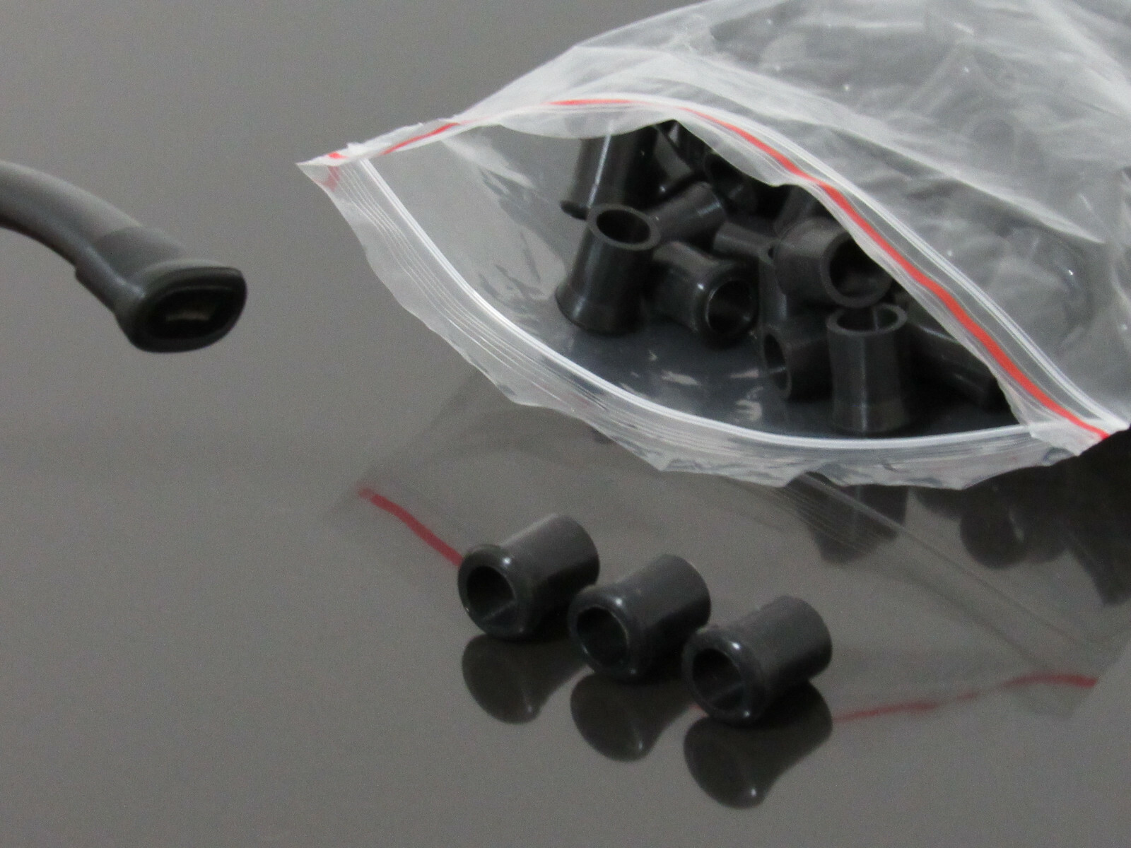 200pc Black Elasticity Rubber Soft Tobacco Pipe Mouthpiece Stem Rubber Bits #349