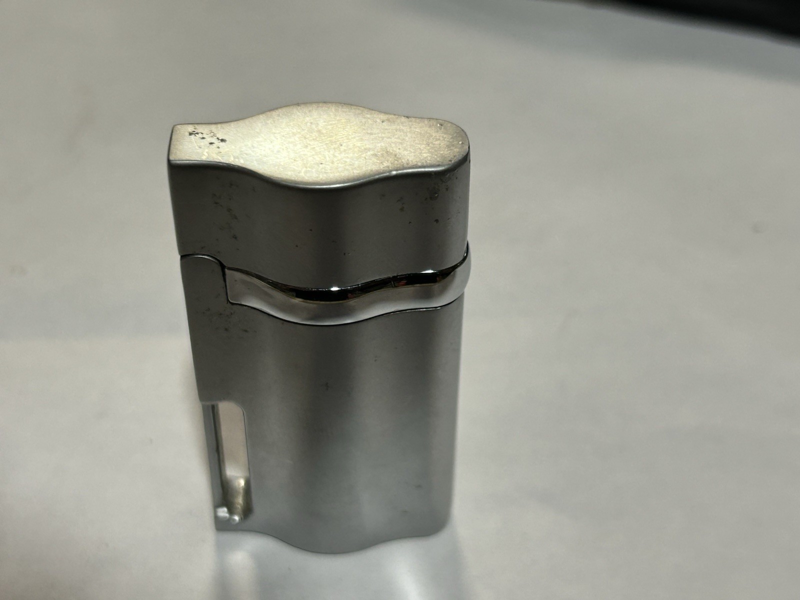 Cigarette Lighter No Brand Name Steel Case