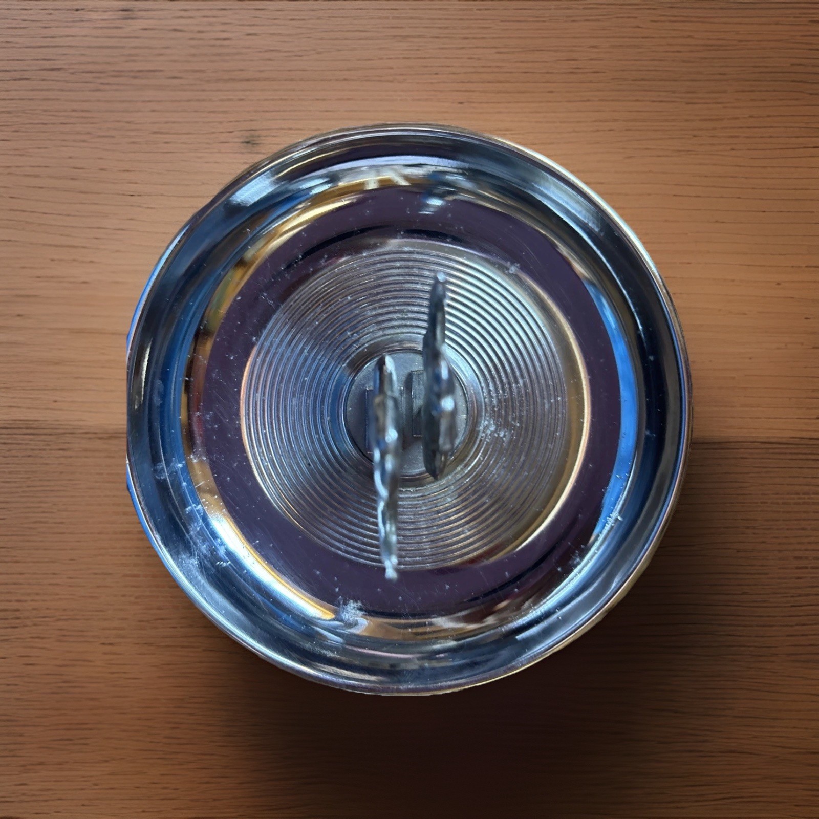 Vintage 1950’s Hamilton Pincherette Silvertone Elephant Ashtray Mid-Century USA