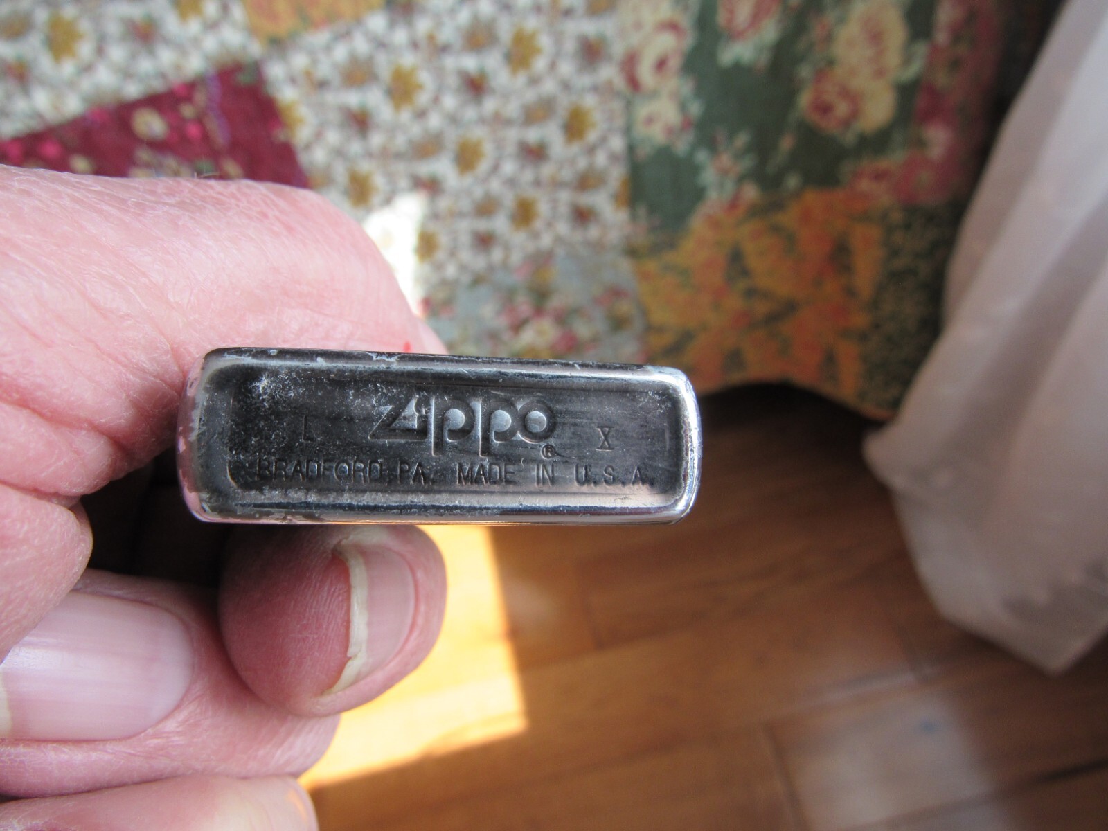 Vintage Pre-Owned Zippo Cigarette Lighter Street Chrome Black Smoke L X