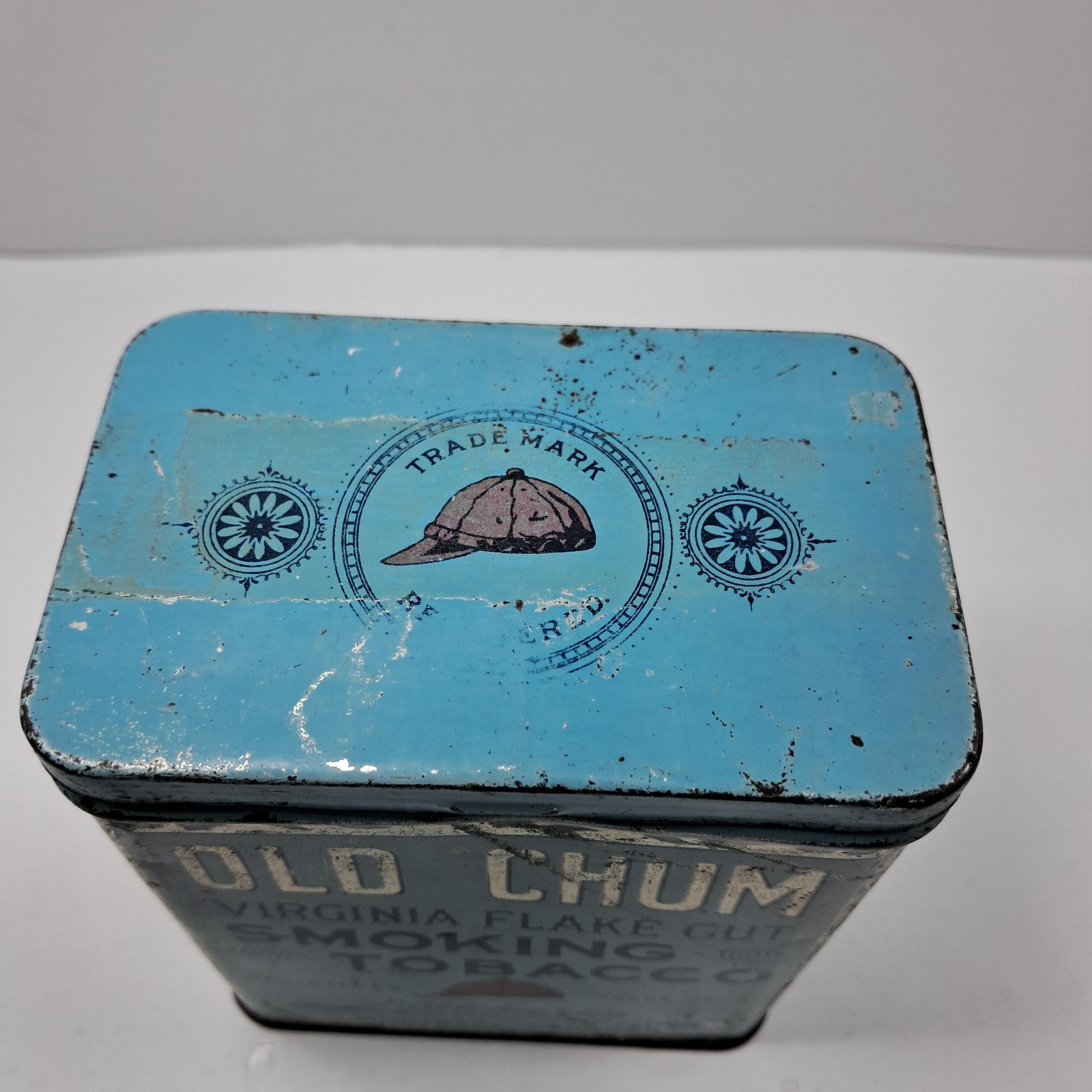 Old Chum Virginia Flake Cut Smoking Tobacco Tin Imperial Co. Montreal Canada