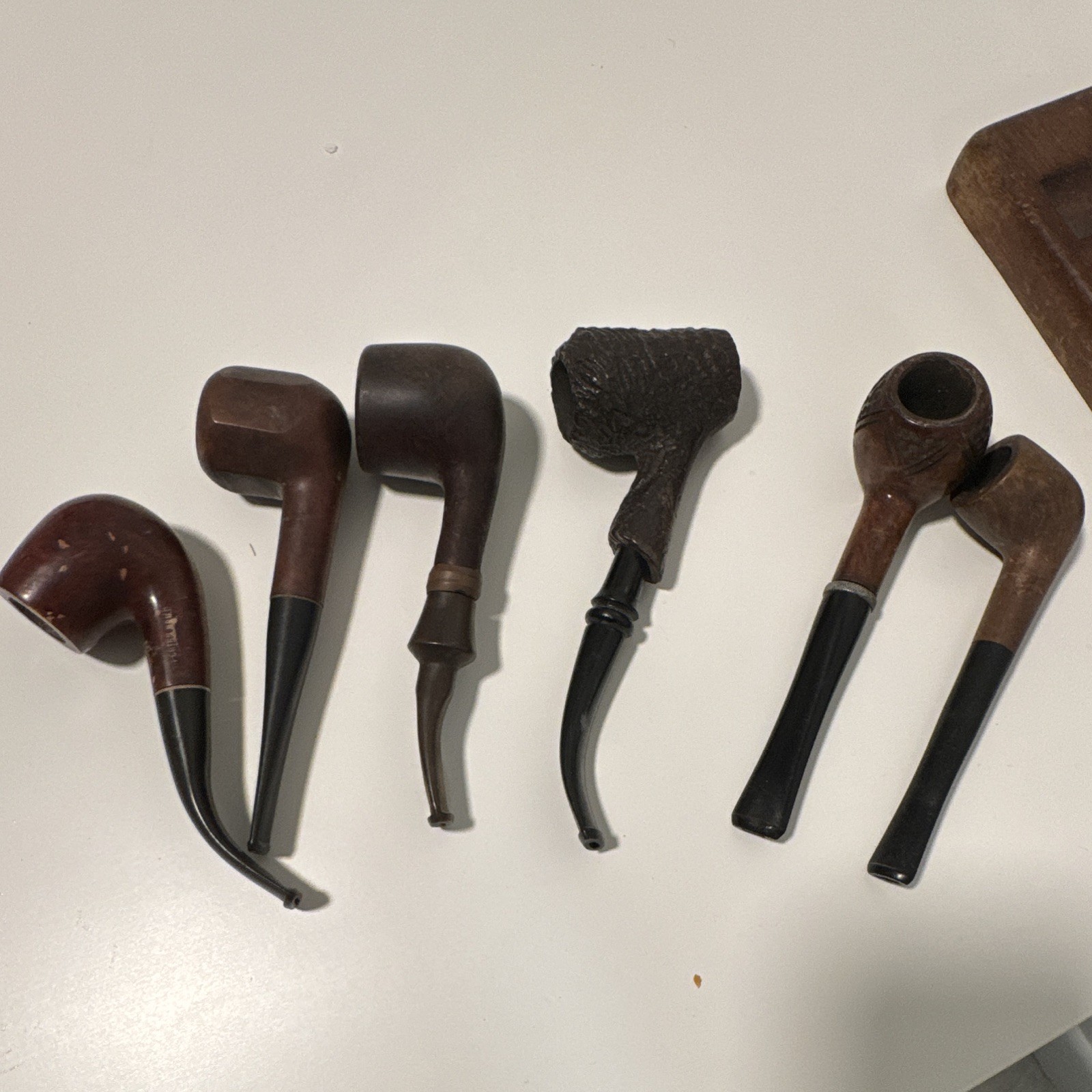 Lot of 5 Estate Tobacco Smoking Pipes with Wooden Pipe Stand/Rack
