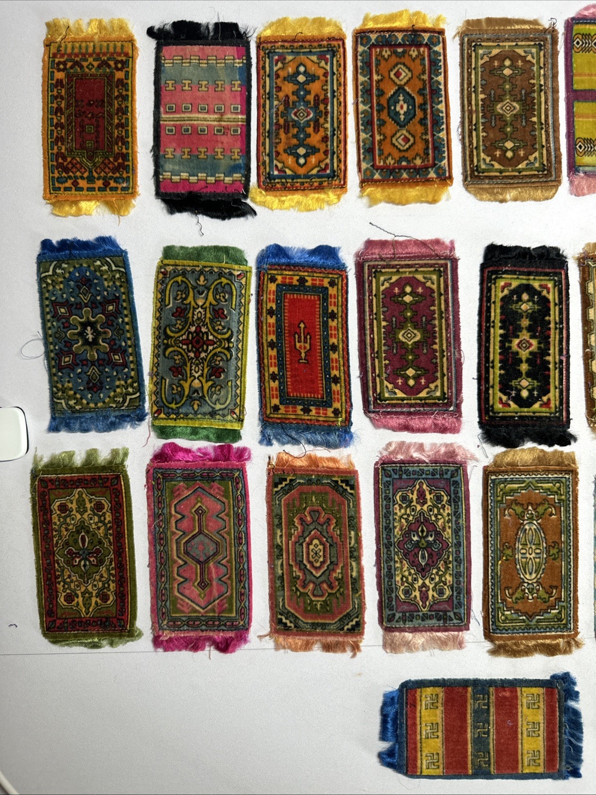 Lot of 36 Antique Tobacco Premium Felt Rugs Miniature Dollhouse Carpets Swastika