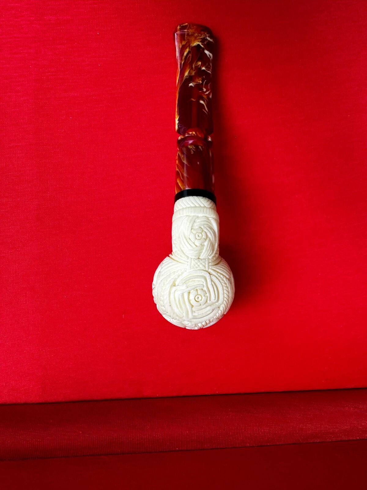 Mini Oval Design H Ege Meerschaum ,Hand Carved With Special Leather Box