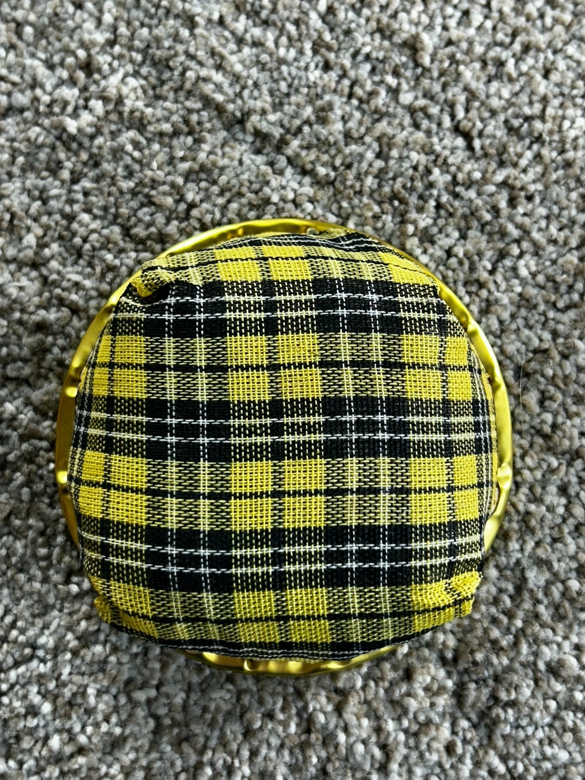 Vintage Weighted Bean Bag Ashtray Yellow Black Plaid Bottom Taiwan NICE!
