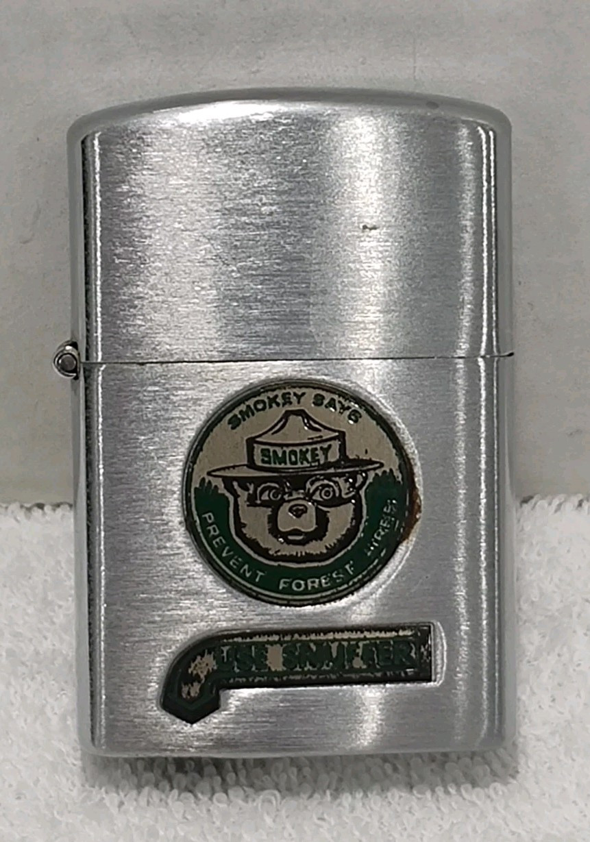 Vintage SMOKEY BEAR Lighter Made By SOLO SNUFFER CO Tobacciana 🐻🔥🐻🔥