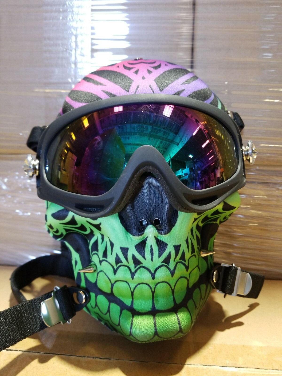 Gas Mask hookah water shisha acrylic smoking pipe fabrics green and purple