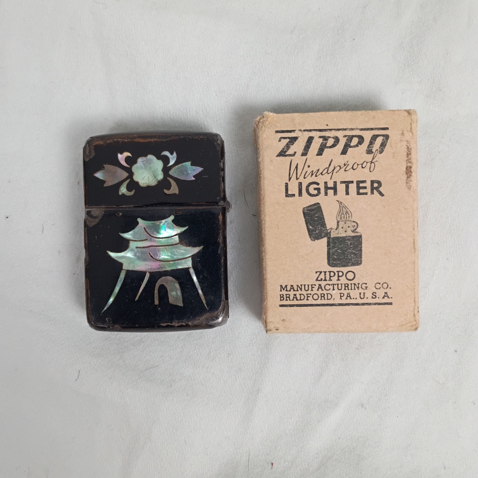 WWII Military 3 Barrel Hinge Zippo Black Crackle Lighter in Box Mother Of Pearl