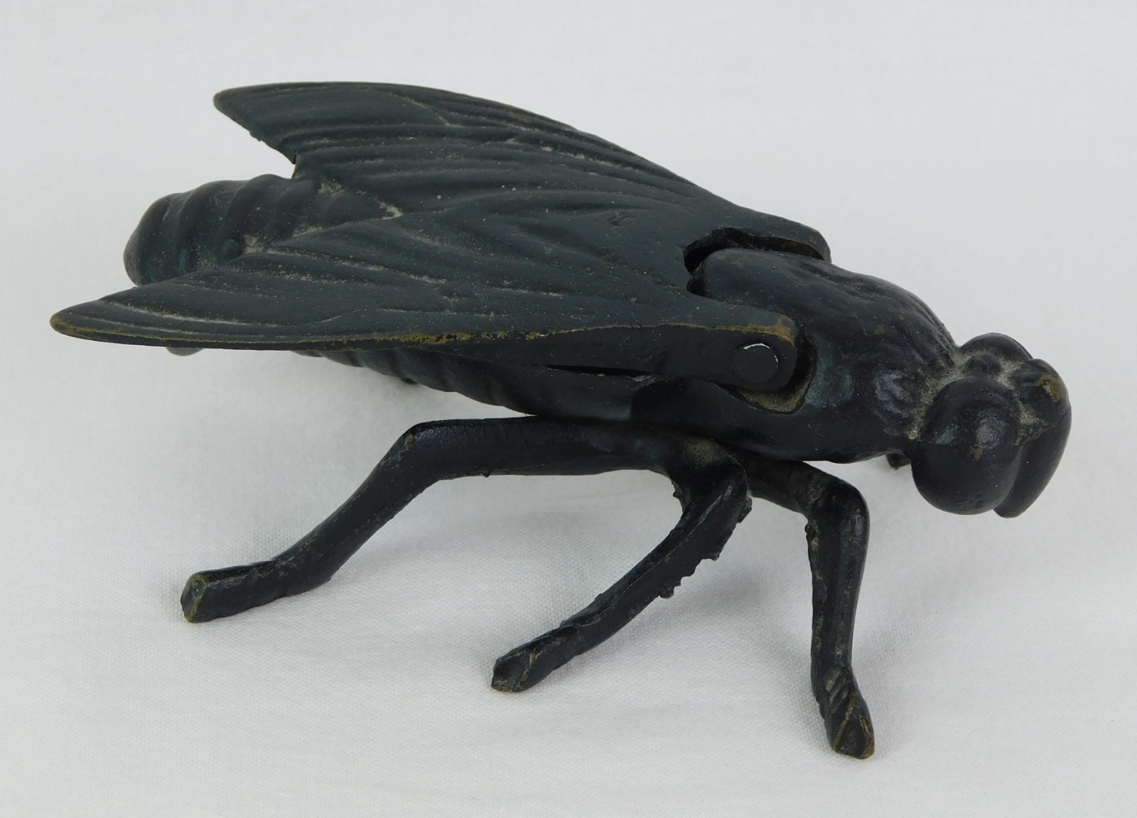 Vintage HEAVY CAST IRON HOUSE FLY 4.5″ Hinged Ashtray Match Holder Trinket Box