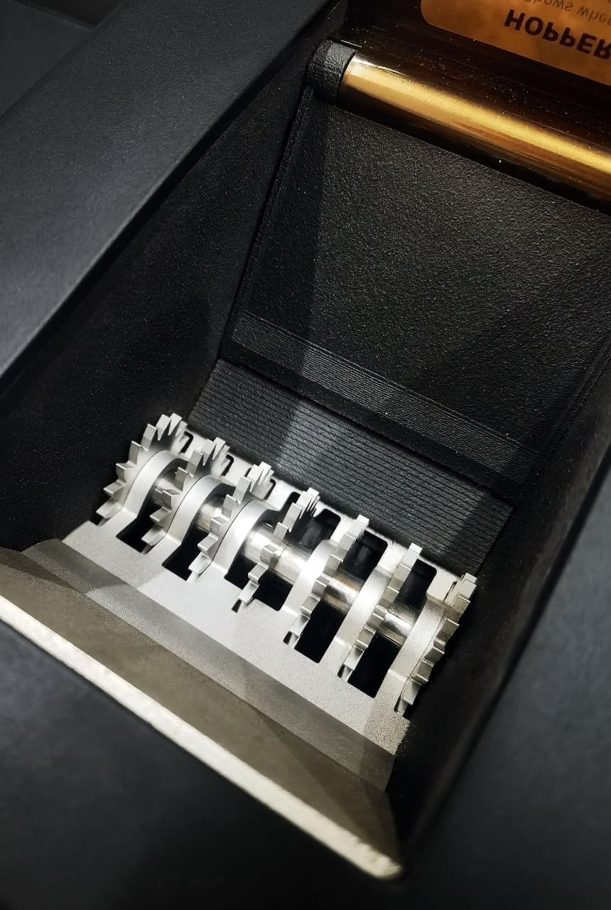 Compact Cigarette Rolling Machine – Manufacturer
