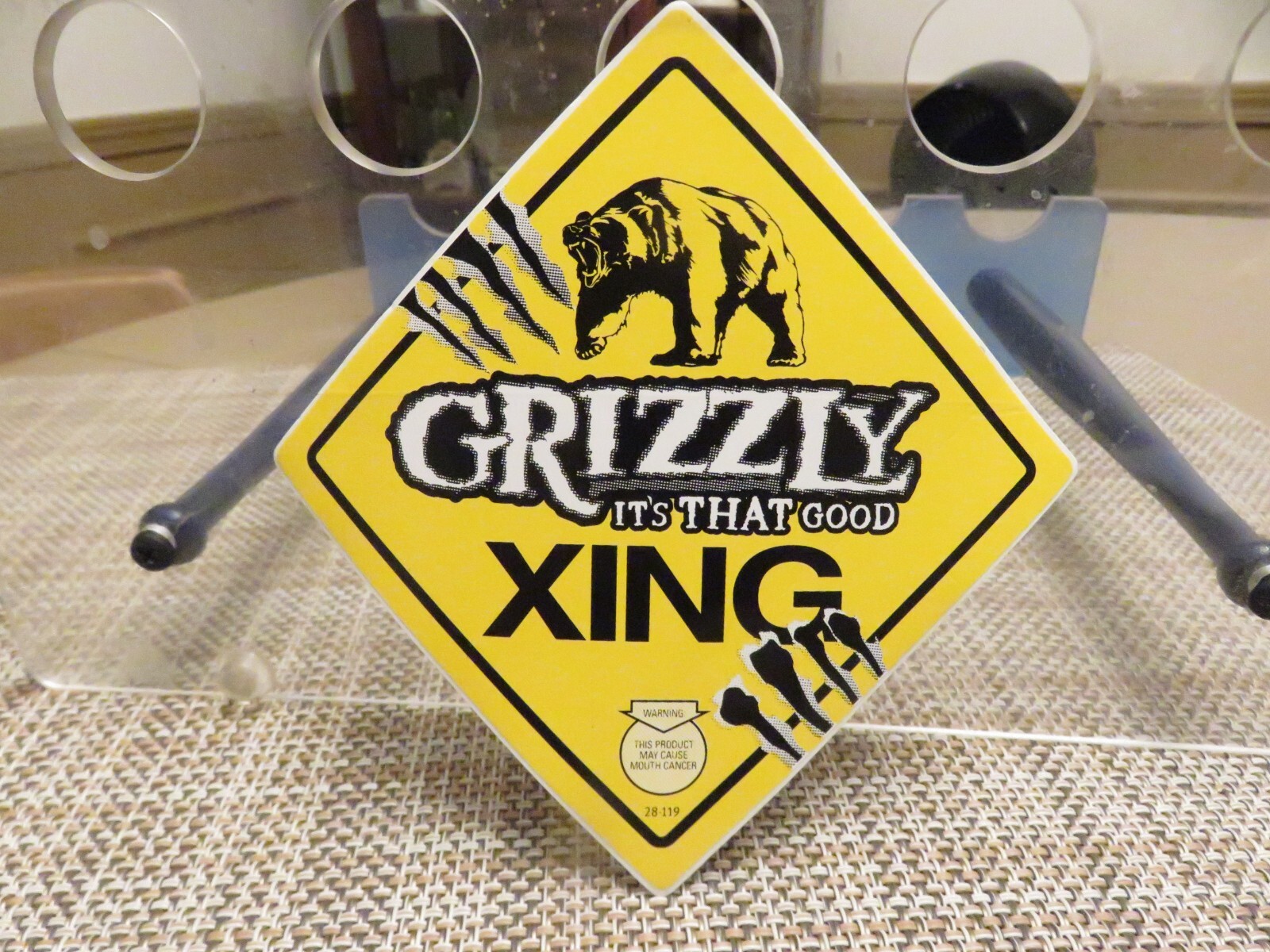 GRIZZLY XING SMOKELESS TOBACCO—IT’S THAT GOOD Peel-Off Sticker