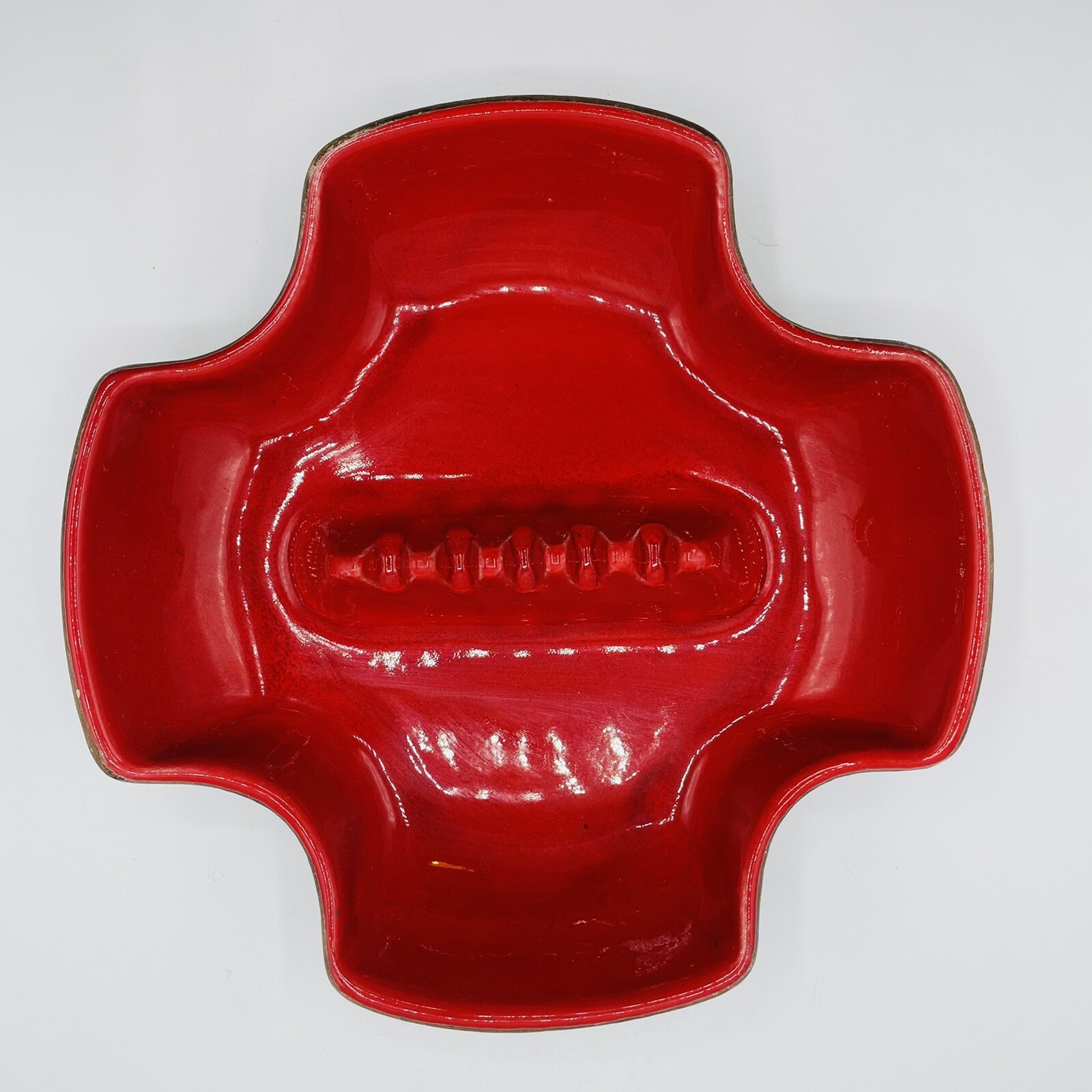 Vintage Sequoia Ware Ashtray Woodgrain Red 7006