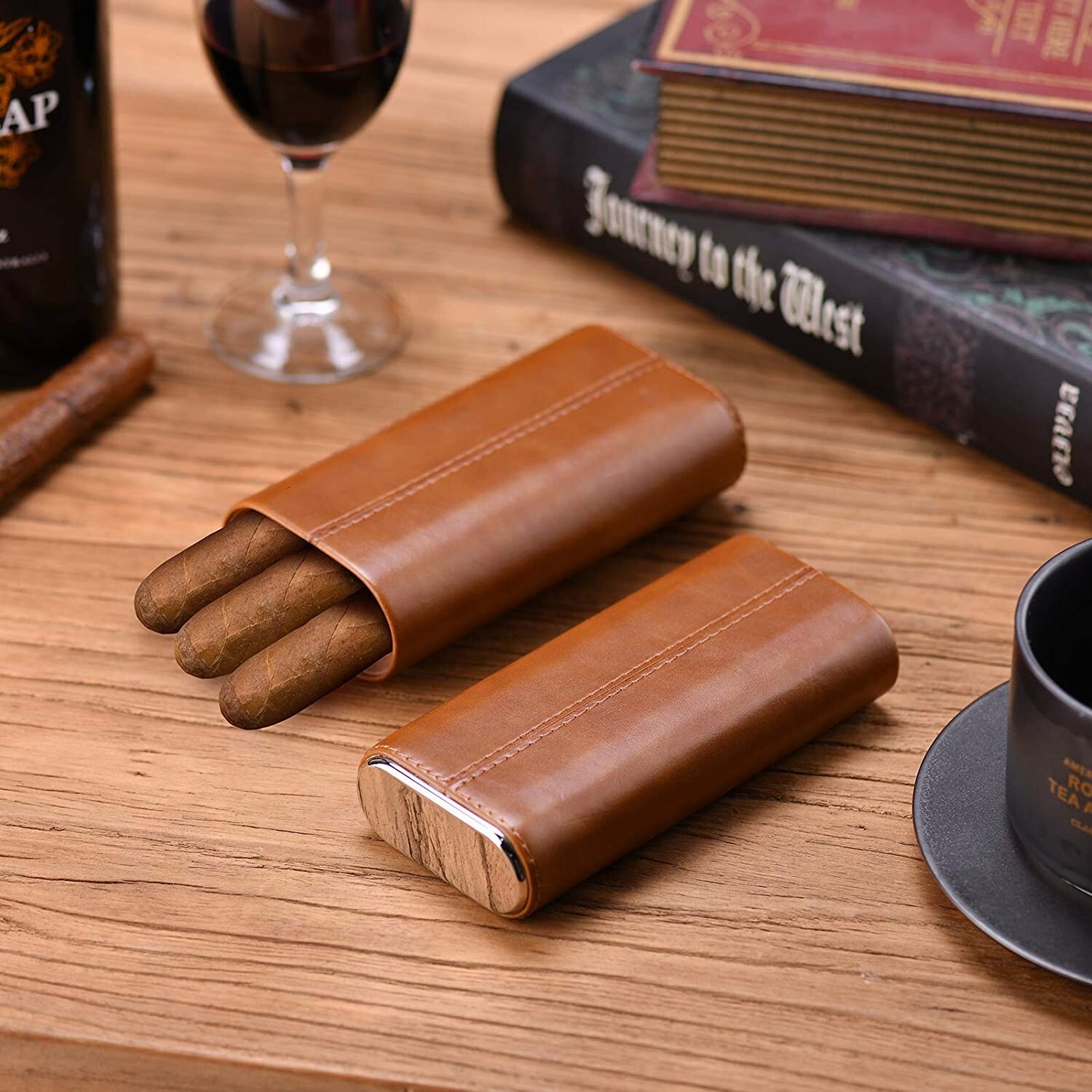 Cigar case Cedar Wood Lined – Cigar Travel case Cigar Cutter humidor case (Brown
