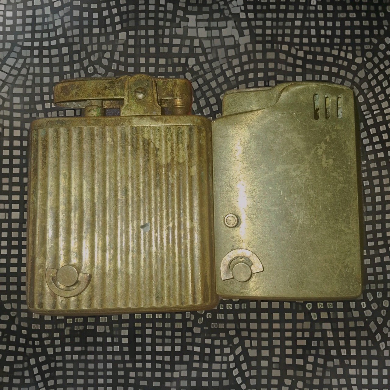 Vintage Collectable Vulcan & Crown Music Box Lighters.