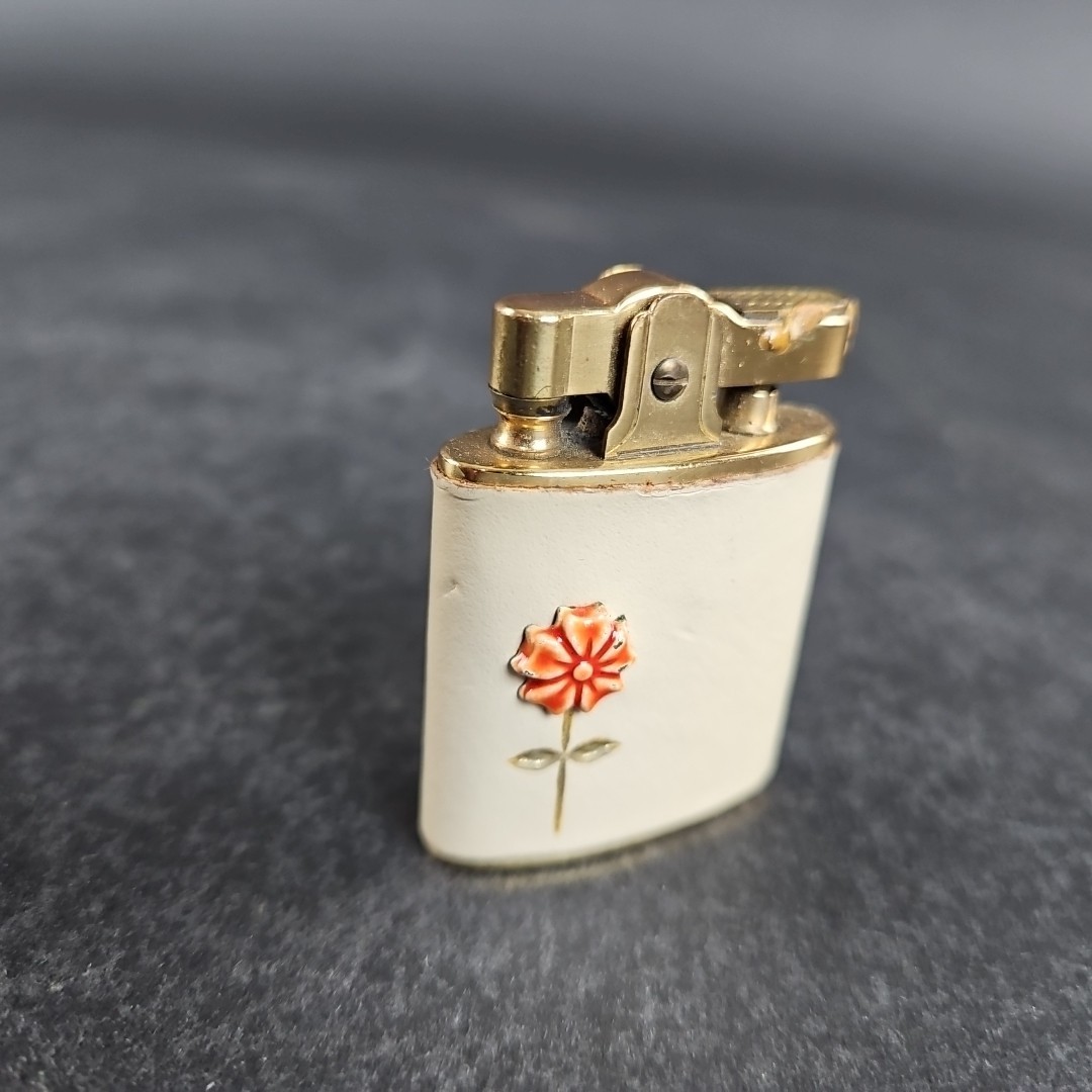 Vintage Ladies Buxton Lighter Beige Leather Pink Flower