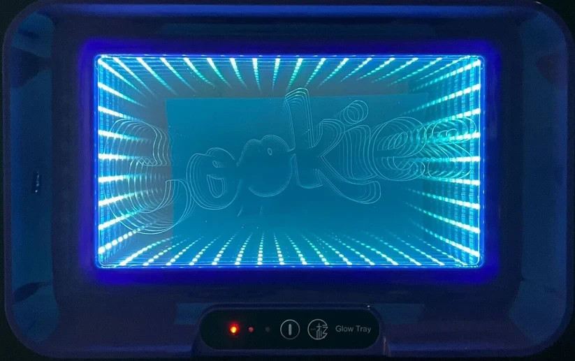 💚3D RGB LED LIGHT UP GLOW ROLLING TRAY💛😎RANDOM COLORS & DESIGNS
