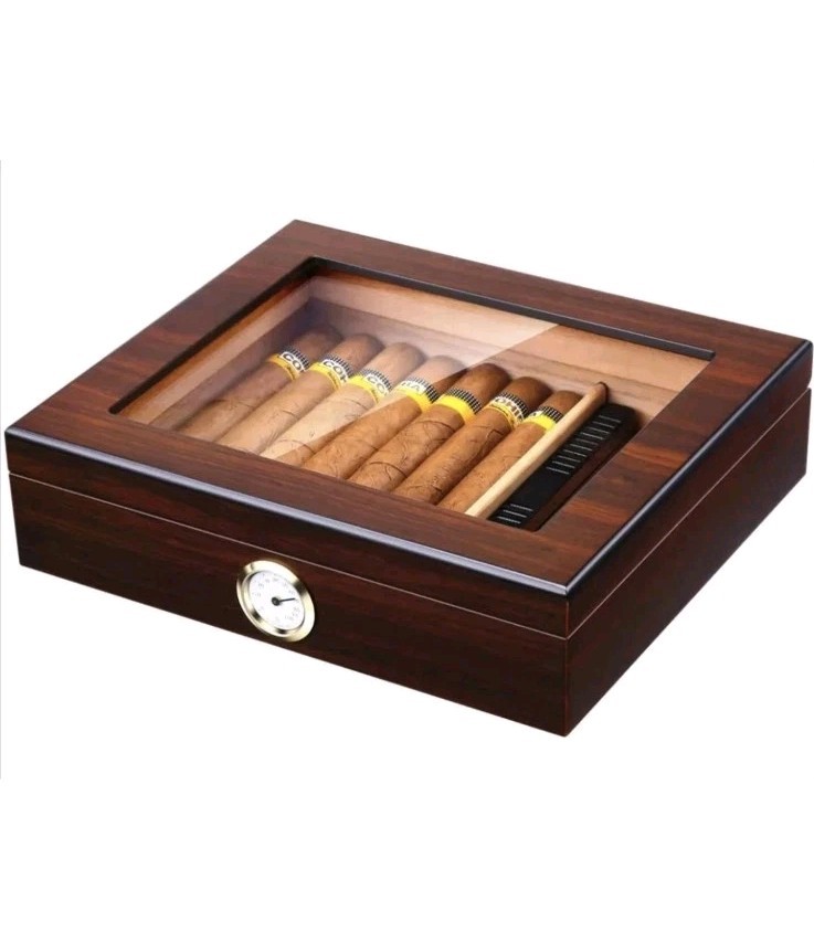 Bald Eagle – Handmade Cigar Humidor – Cedar Wood – 20-25 Cigars