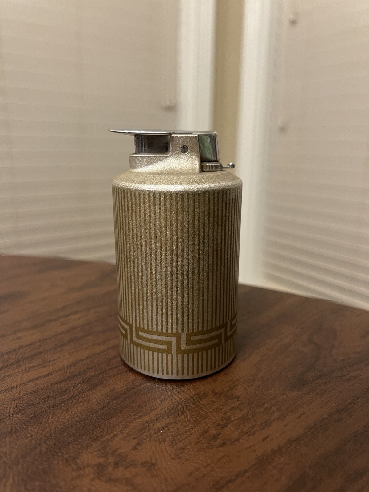 Vintage Ronson Varaflame Saturn Table Lighter Used Untested Refillable Beige MCM