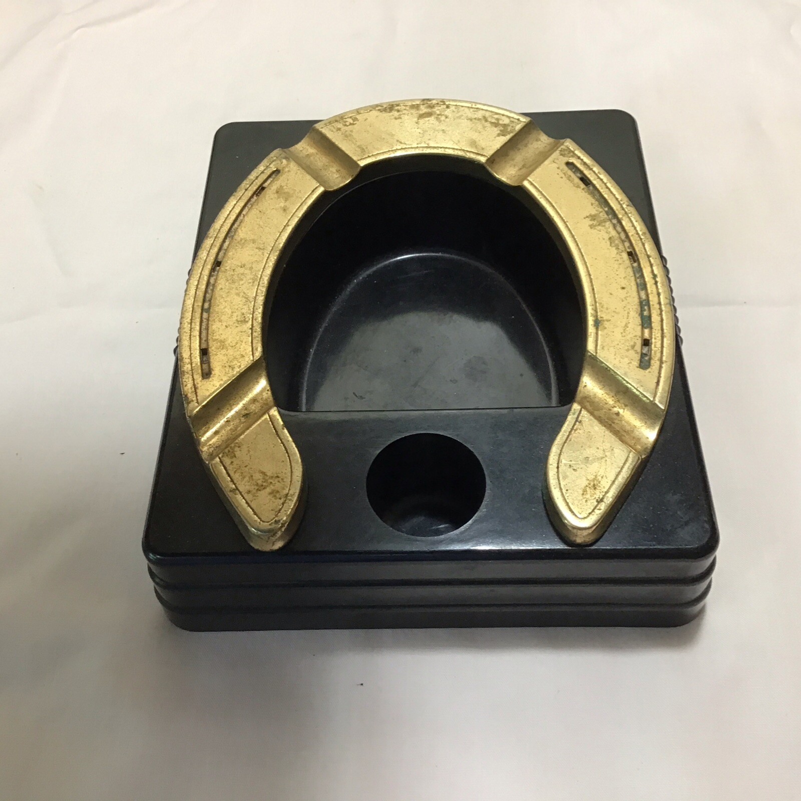 VTG Retro Horse Shoe Ashtray Brown Gold Bakelite Advertiser Derringer Foundry