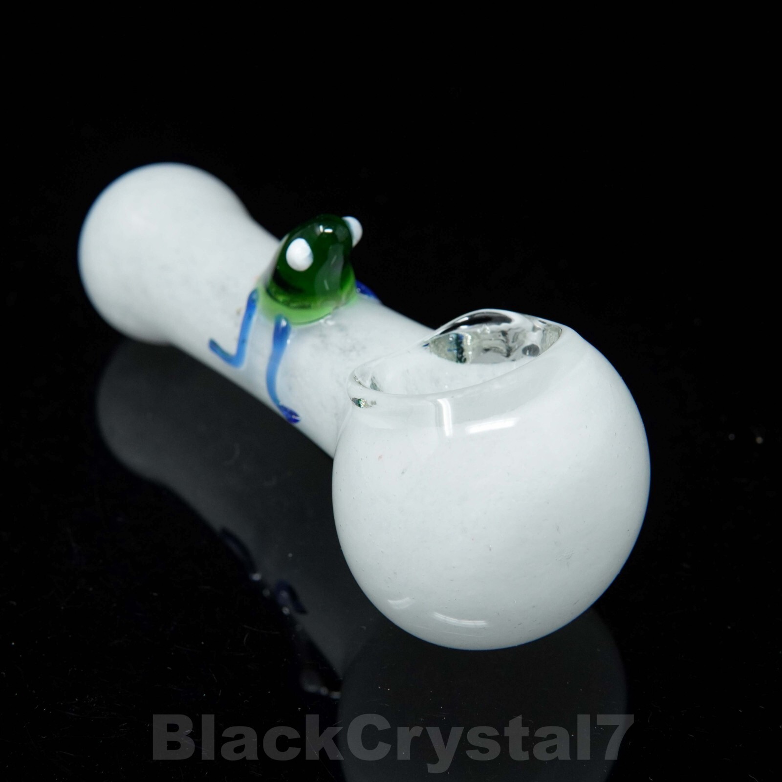 4.5 in Handmade Snow White Bold Minimalist Frog Tobacco Smoking Bowl Glass Pipes