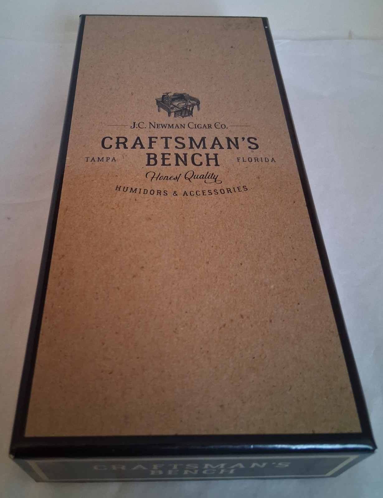 Craftsman’s Bench Spanish Cedar-Lined Leather Collection Cigar Holder – NIB
