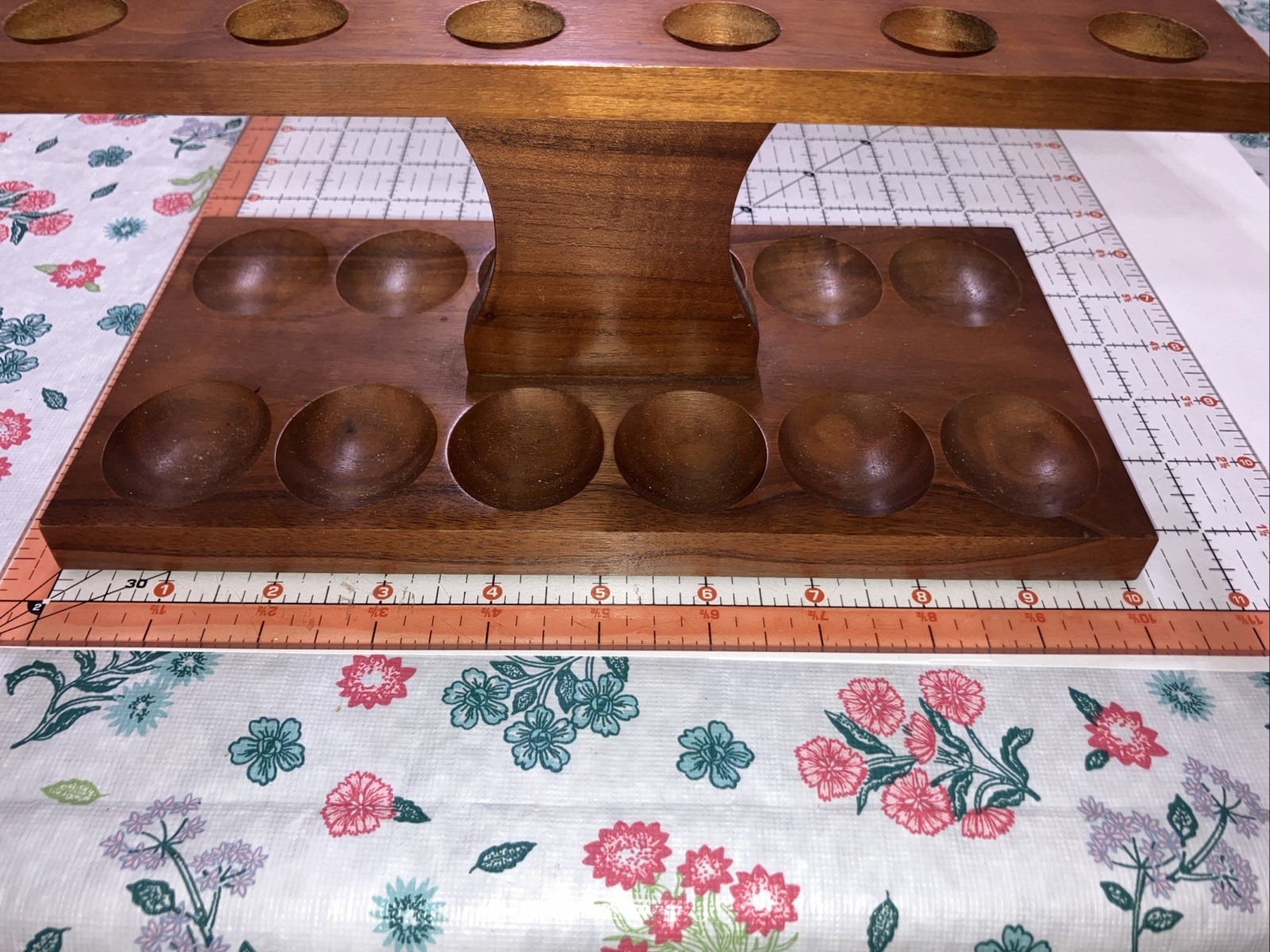 12 Pipe Walnut Wood Rack Stand Good Condition