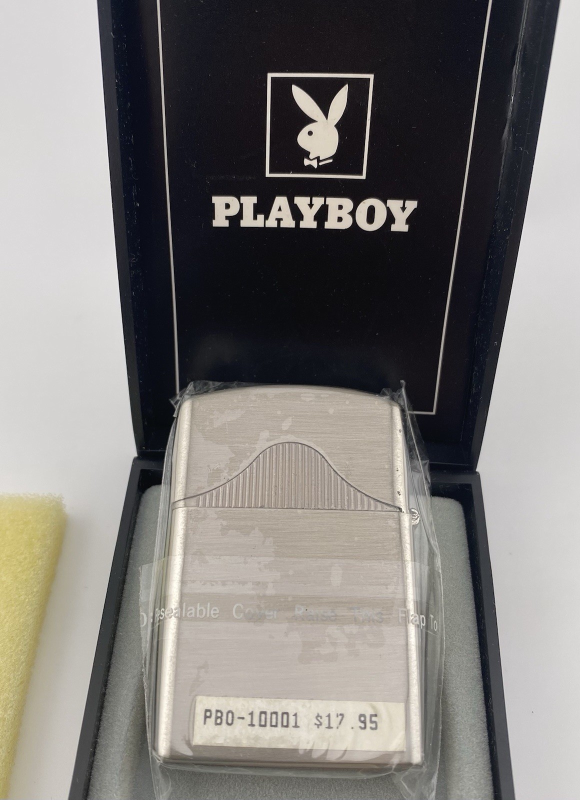 Vintage 1969 COLIBRI/PLAYBOY CLUB Oil Lighter w/Box,sleeve,paperwork N.O.S
