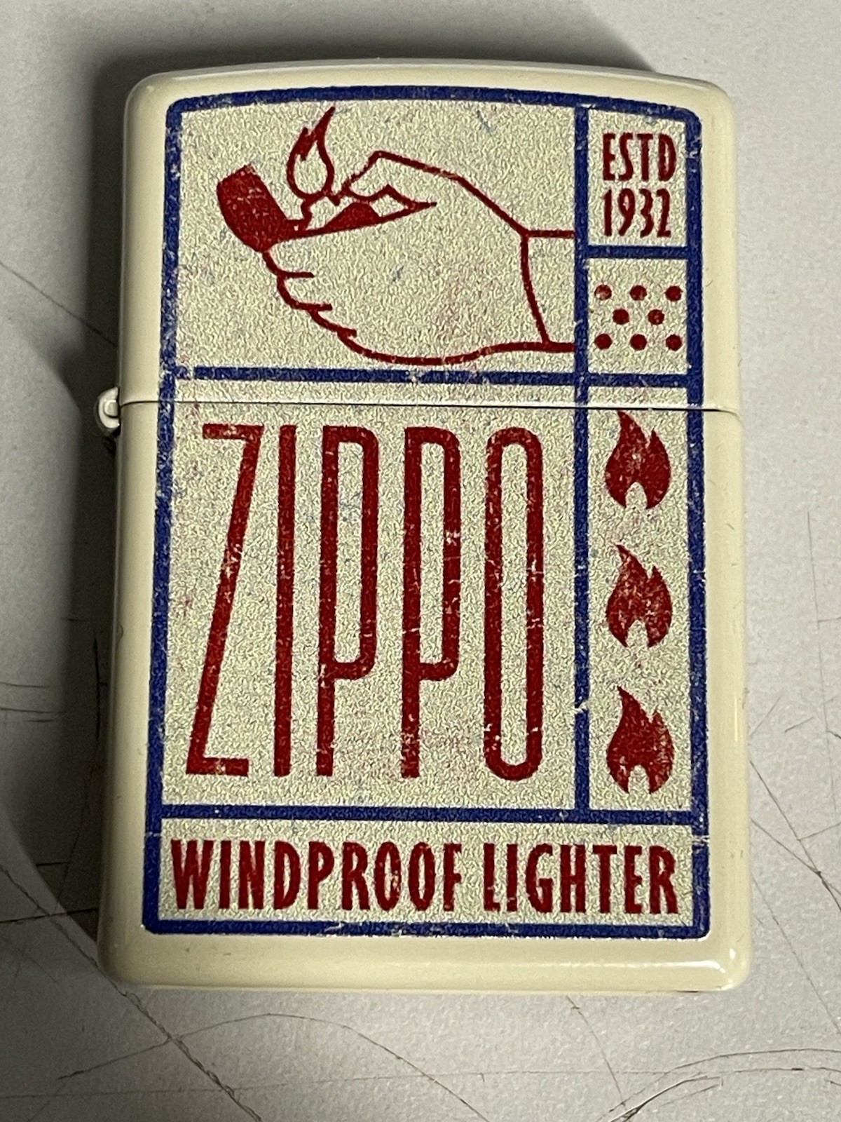 ZIPPO 2022 PLANETA WINDPROOF ZIPPO LOGO BEIGE MATTE LIGHTER SEALED IN BOX A438