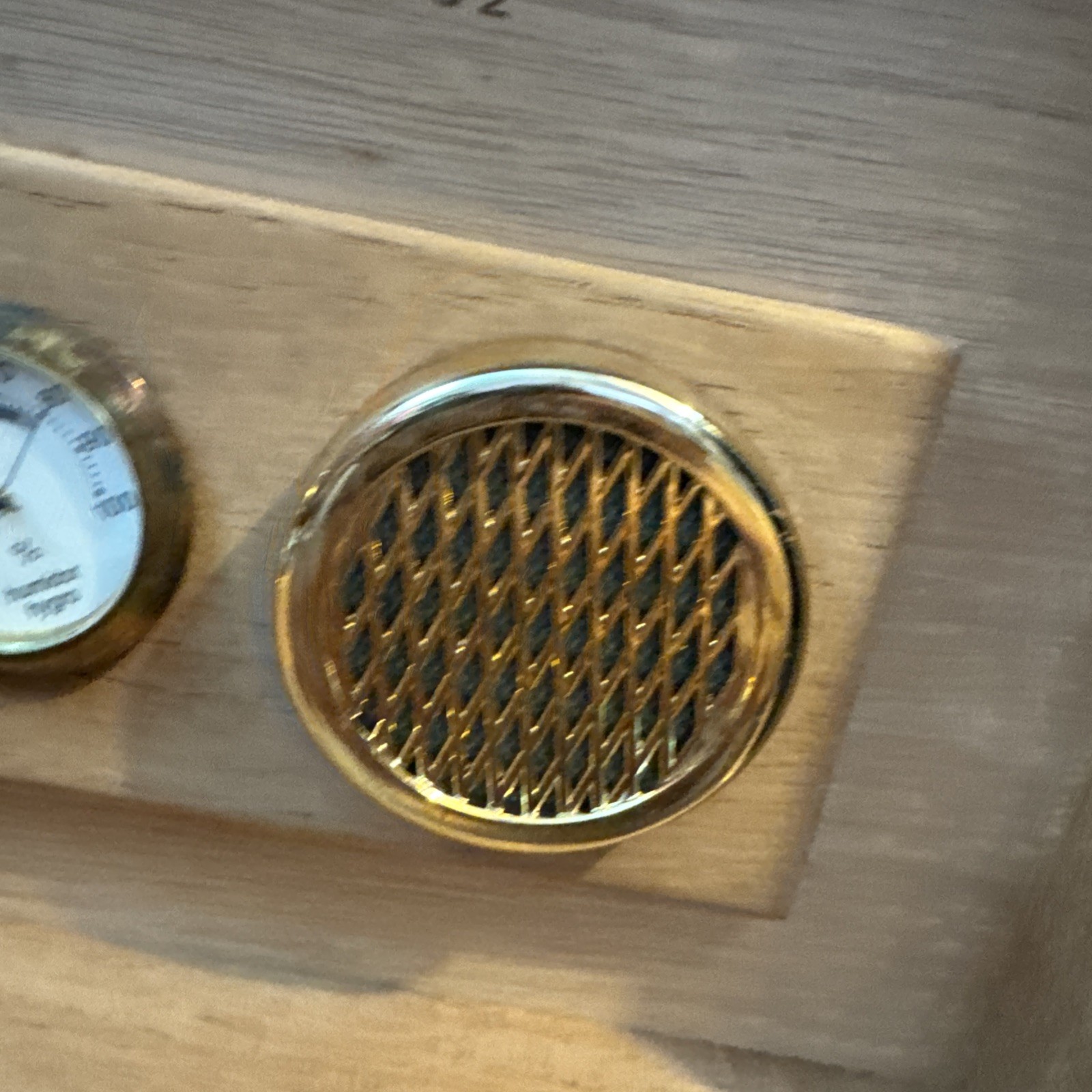 CUERVO Y SOBRINOS Rare Luxury Bird’s Eye Maple Wood Humidor Box