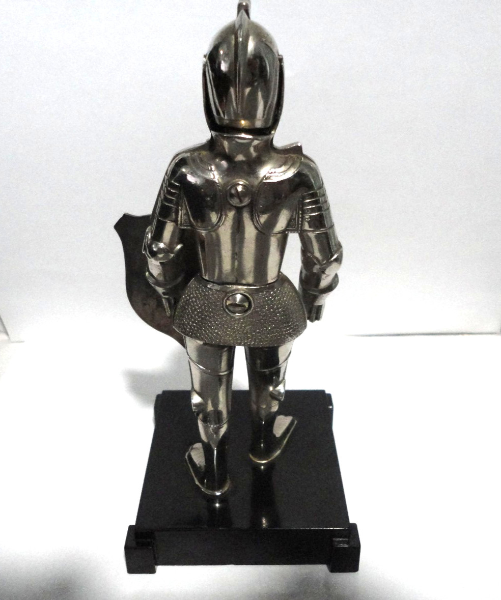 C1950 KNIGHT TABLE LIGHTER .WURZBURG WELTZUNDER MODELL RITTER GERMANY