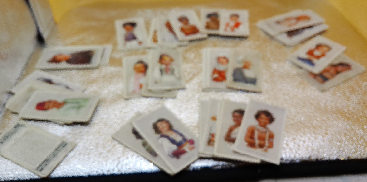 Children all Nations series Imperial Tobacco Canada lot 43 1920s cards