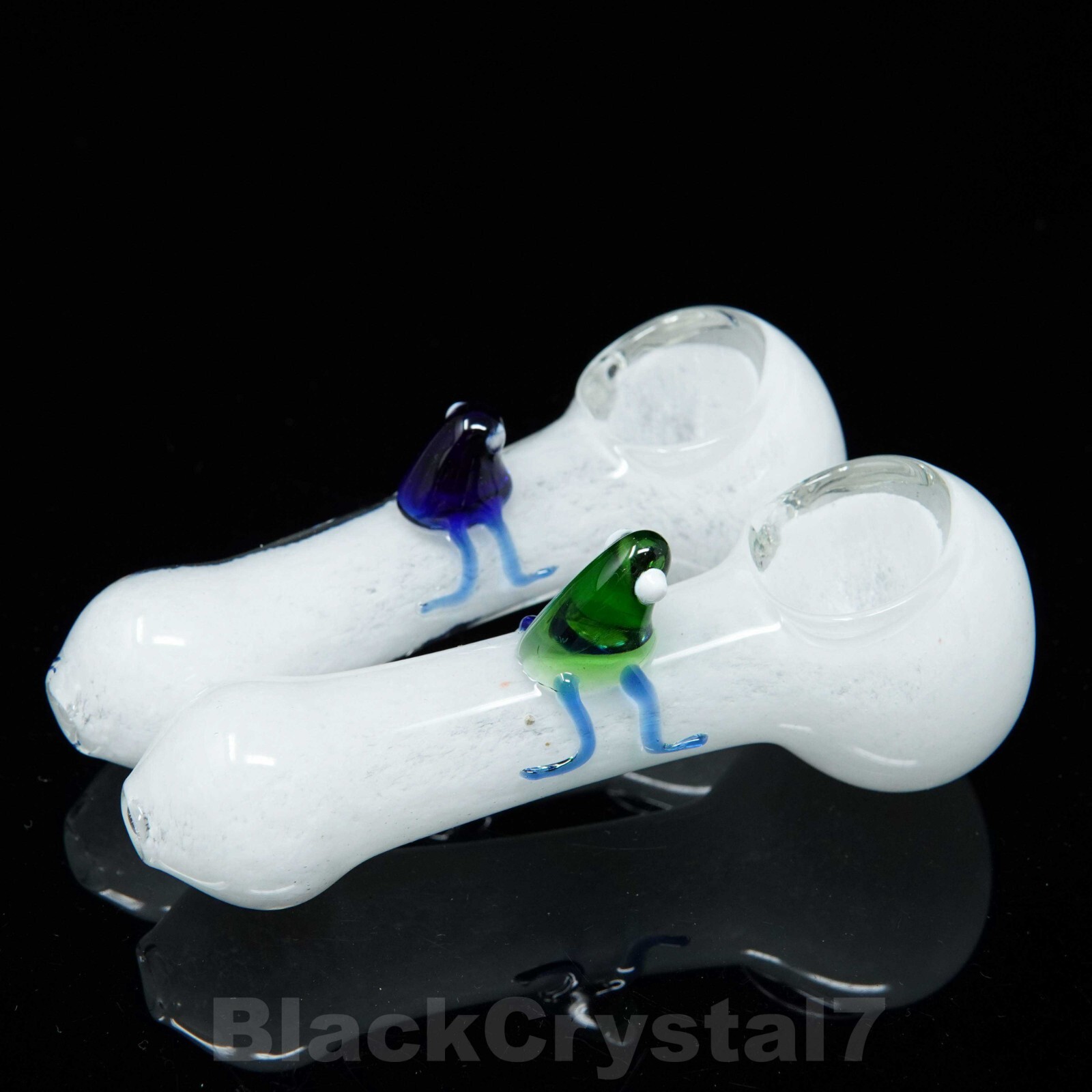 4.5 in Handmade Snow White Bold Minimalist Frog Tobacco Smoking Bowl Glass Pipes