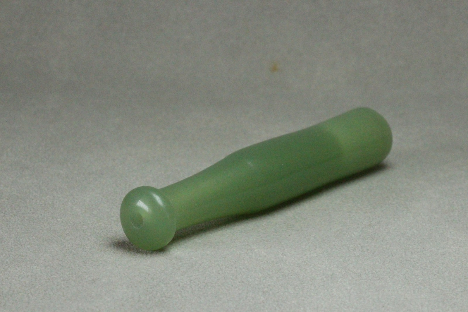 China Natural Jade Pipe cigarette Holder Joint Men Healthy Cigarette Filter