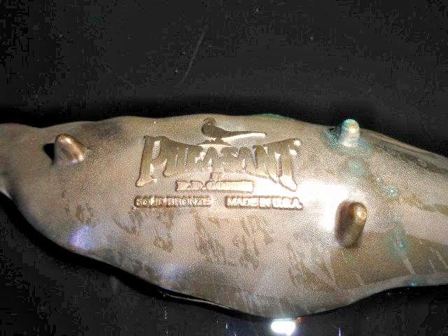 Pheasant Solid Bronze Leaf Ashtray Measures 8.5″ L x 2.5″ W Made in USA