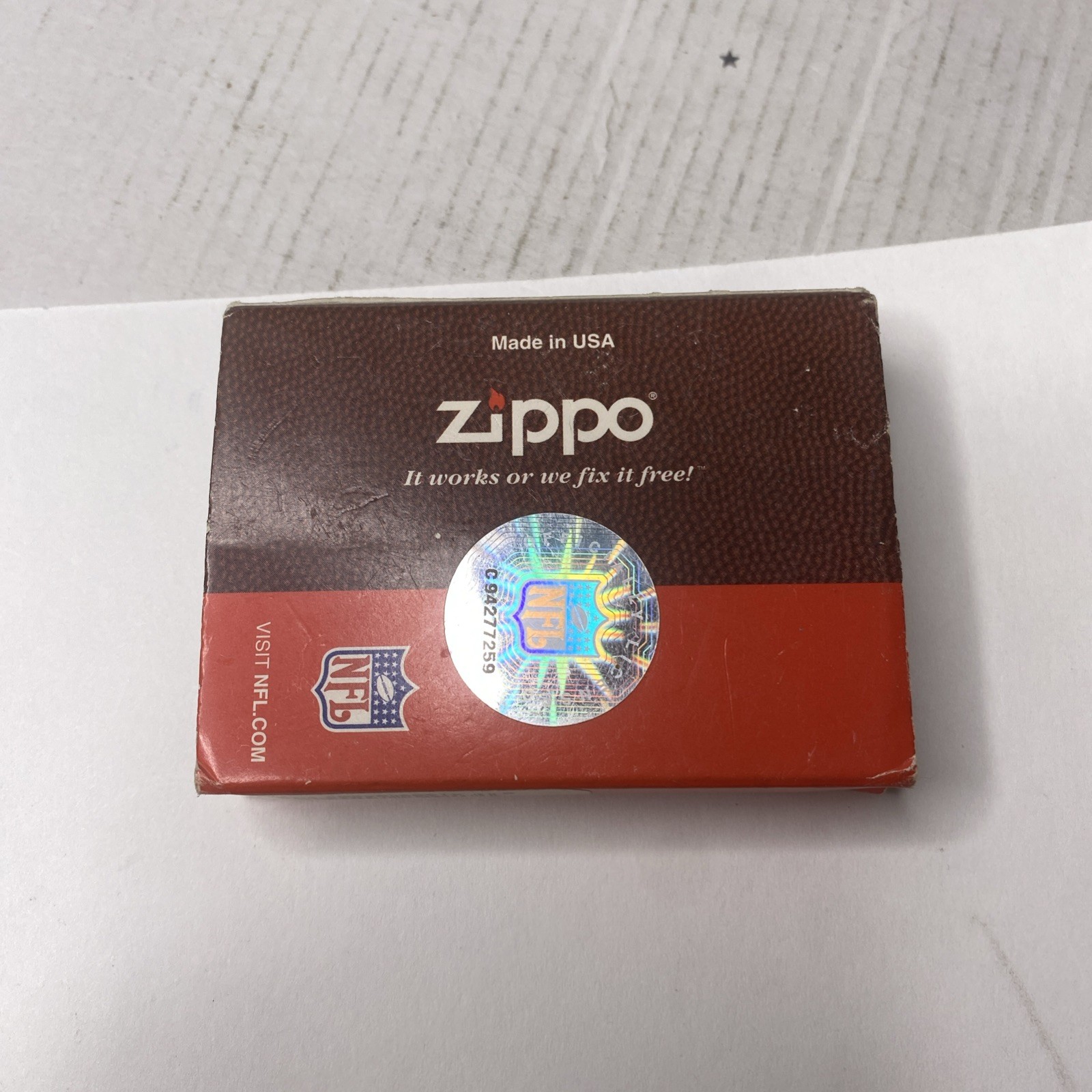 Vintage Rare Washington Redskins NFL Zippo lighter new Not Sealed 2000