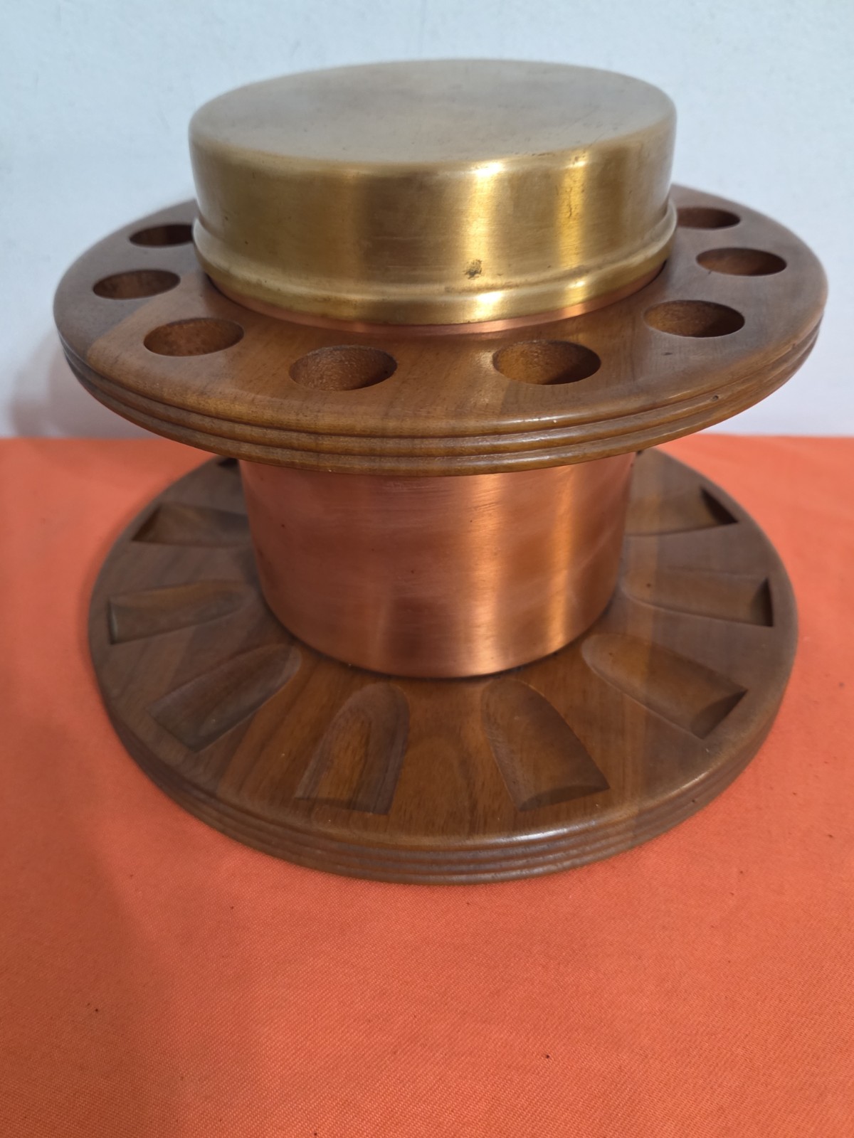 Vintage Walnut Circular Wood Pipe Stand Holder Caddy Rack Humidor Holds 12 pipes