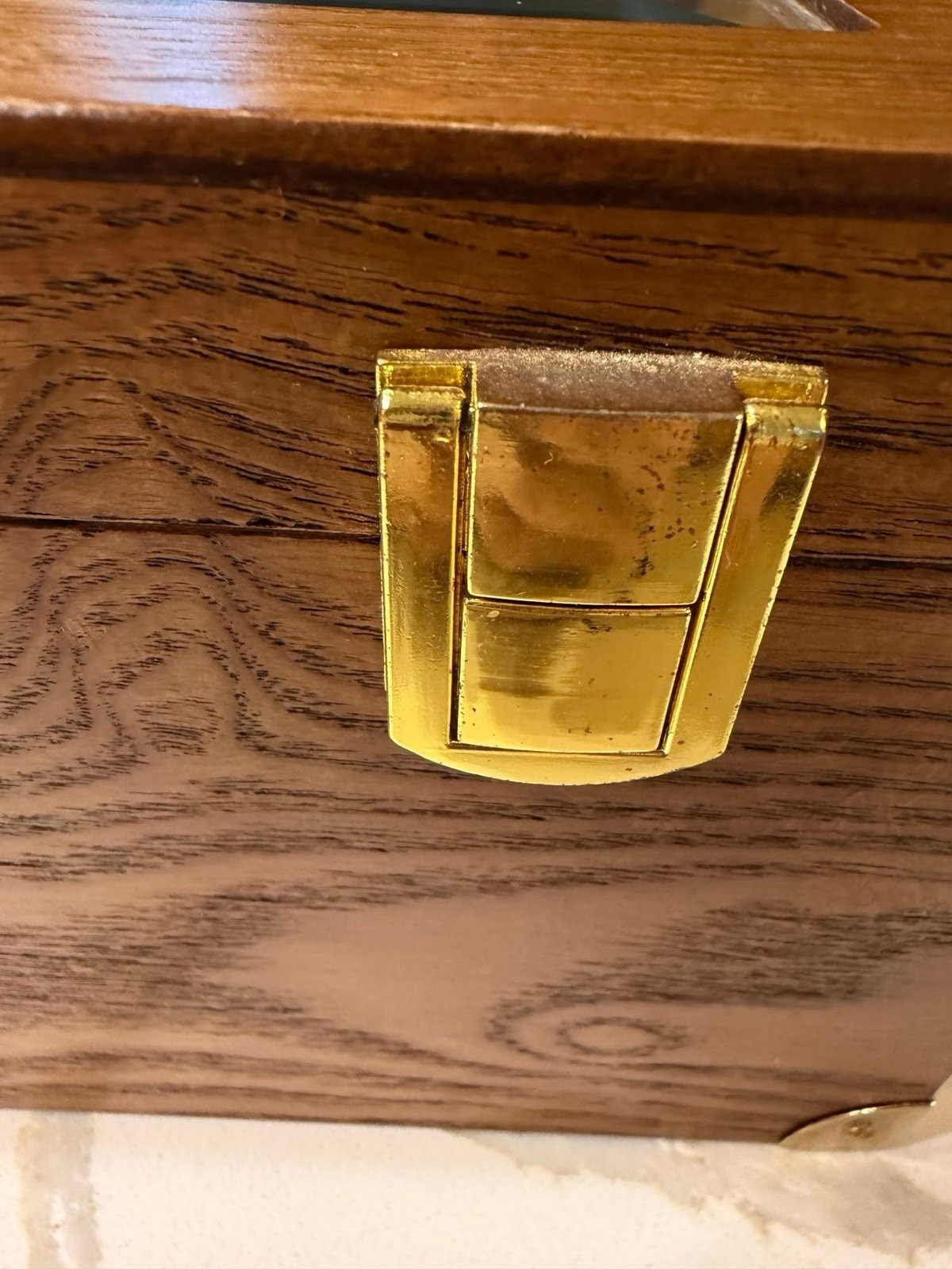 Cigar Humidor Humidifer With Hygrometer in Cedar Lined Wood & Glass Top