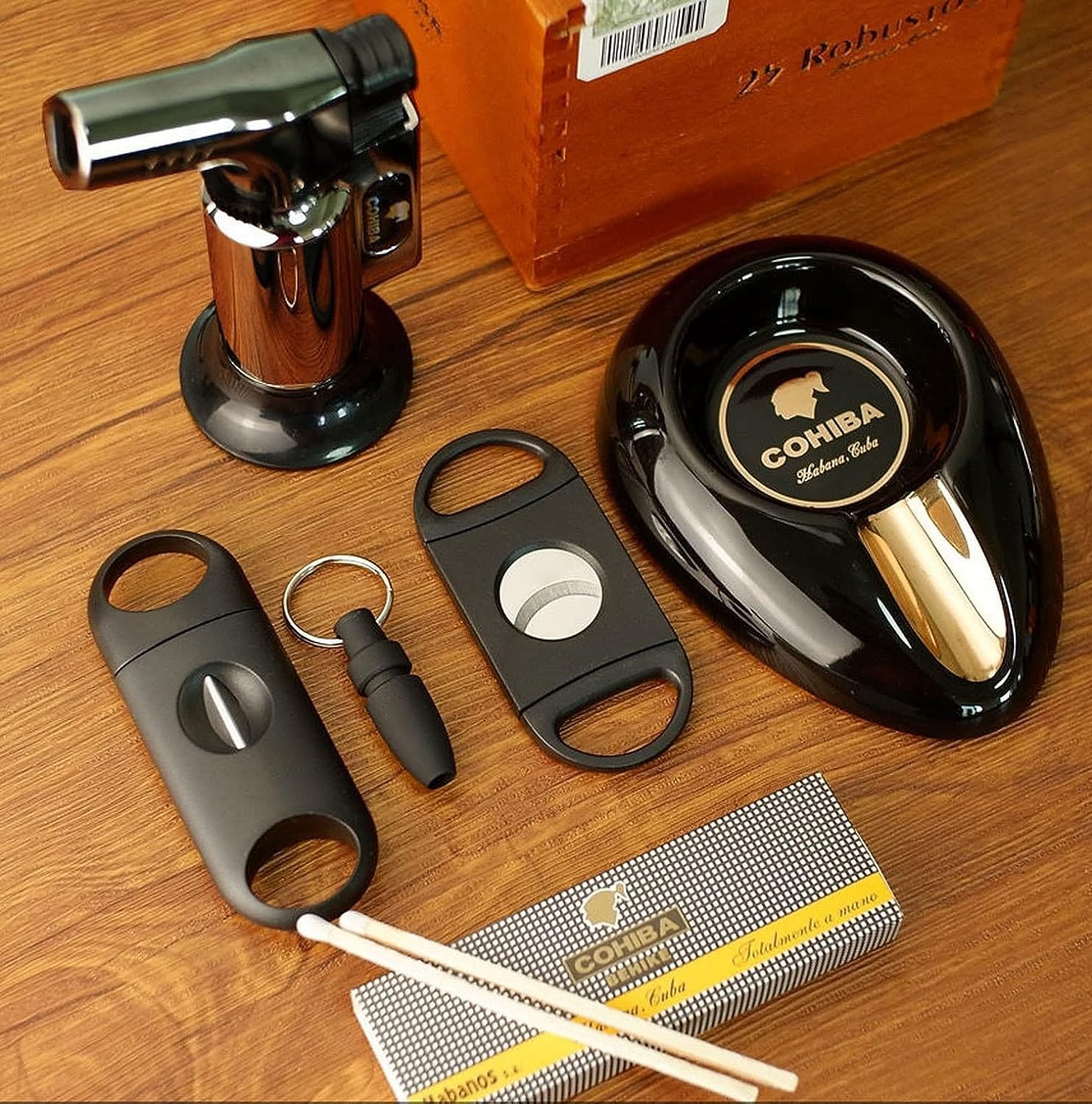 V-Cut Cigar Cutter Wedge Cut Portable Cutters for 4Pack, Black
