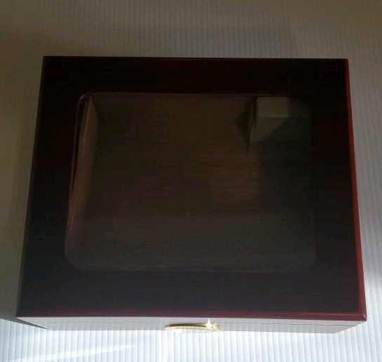 Humidor Royal Glass Top Cedar Lined Cigar Box Up To 50 Cigars-Brand New