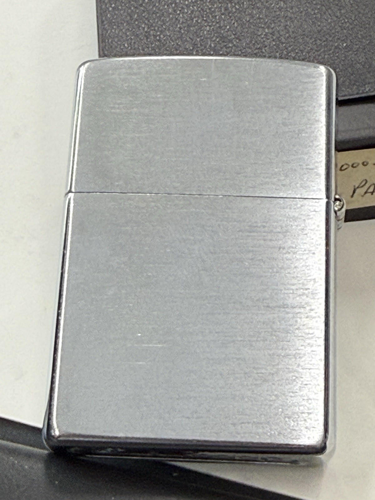 RARE ZIPPO 2000 MARLBORO MEDIUM SOFT PACK LIGHTER UNFIRED IN BOX G148