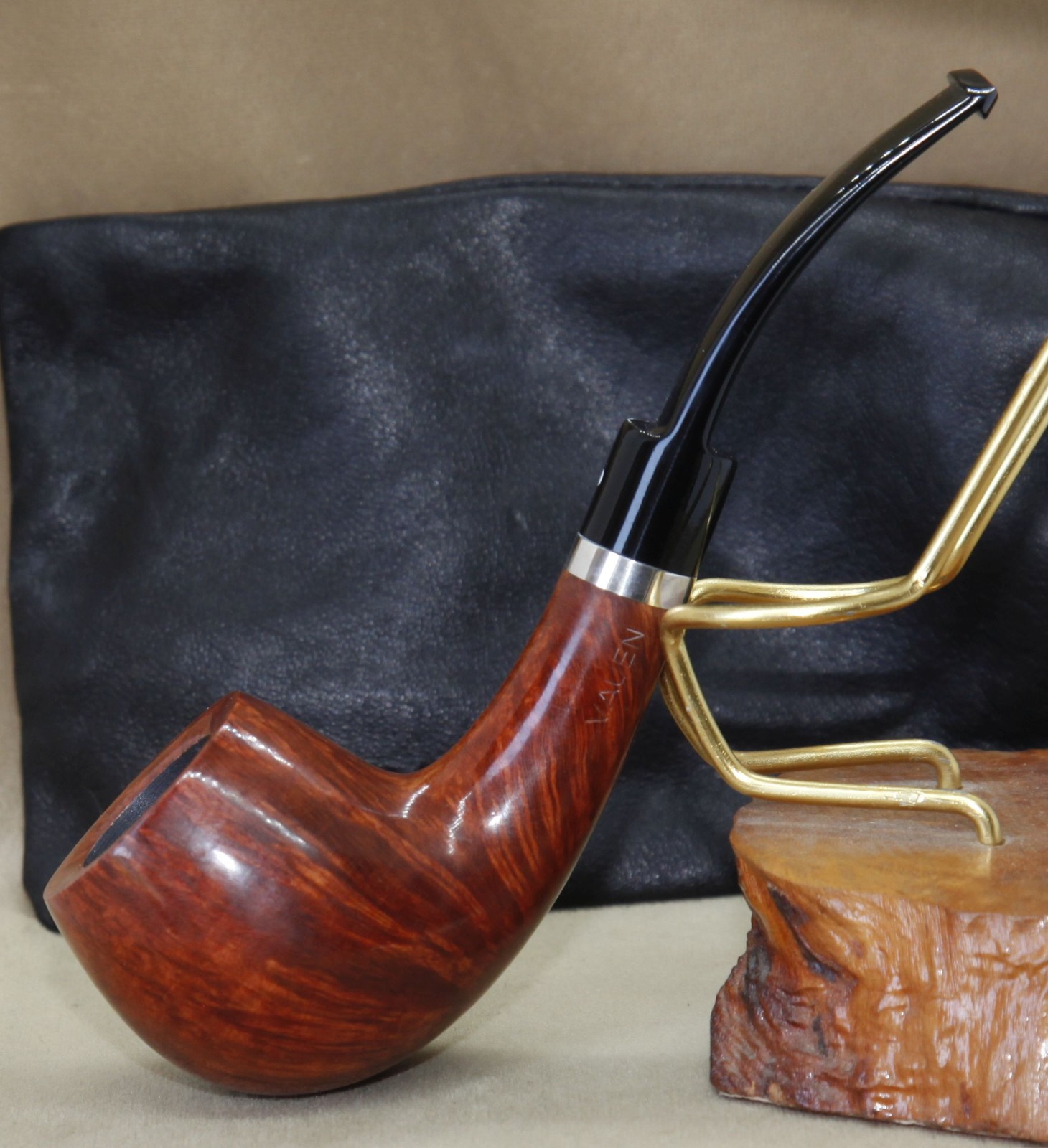 *RARE*UNSMOKED*N.O.S.* VAUEN Solitaire 8961 in Leather Pouch Pipe