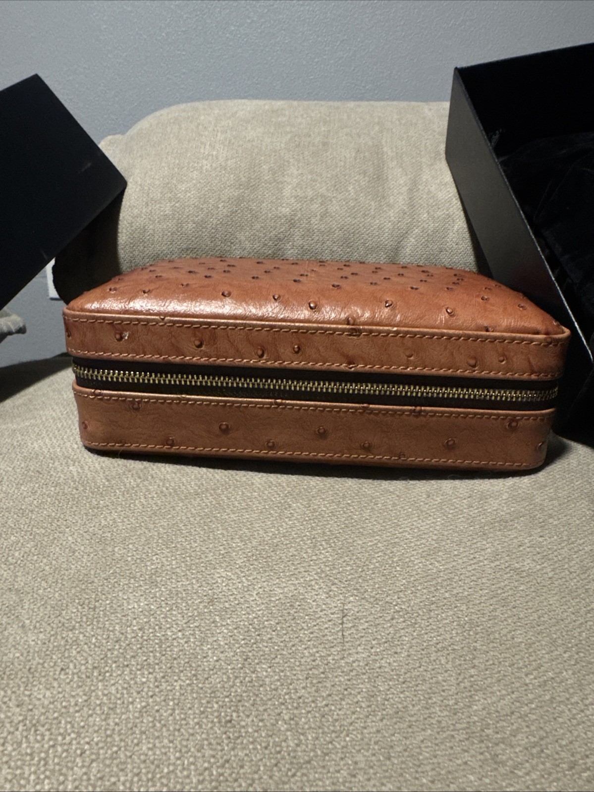 Scotte Humidor Lined Leather Cigar Case Built in Hygrometer