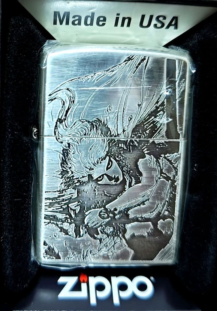 Zippo lighter featuring Yoshitaka Amano and Final Fantasy III Twin Sword design.