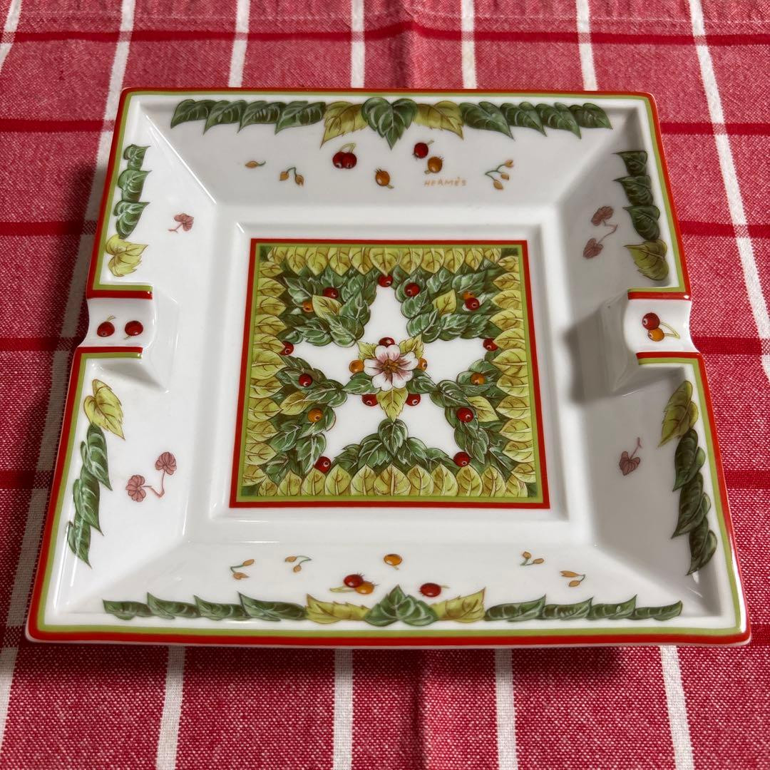 Hermes Paris Ashtray Cherry Fruit Porcelain Tray Plate Cigar No box