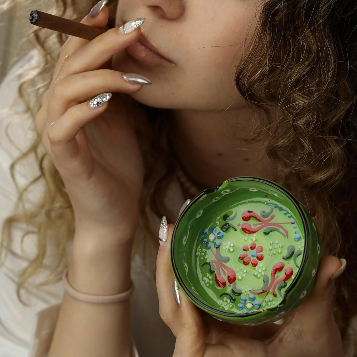Ashtrays for Smokers Indoor – Handmade & Hand-Paint Vintage Ash Tray – Retro Ash