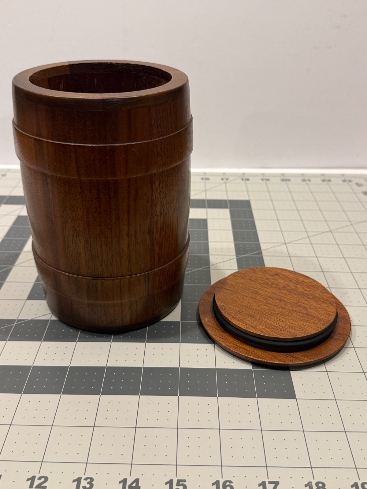 Vintage Decatur Industries DECO Genuine Walnut Barrel Humidor Canister