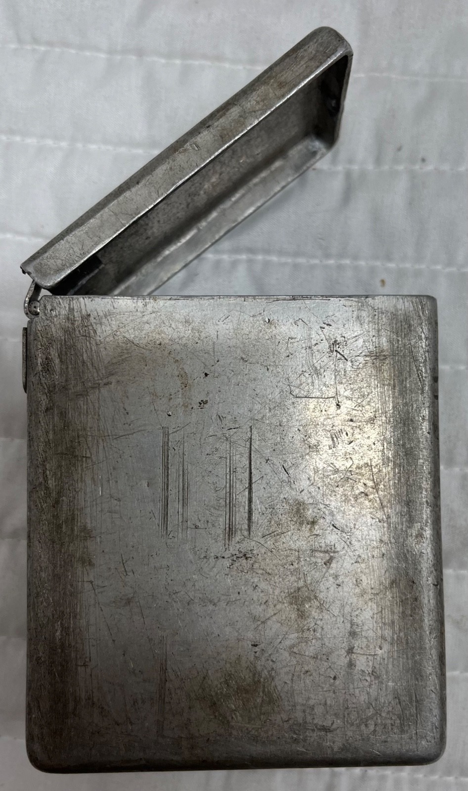 Antique aluminum hinged box – Vintage Cigarette case Match Safe? Military?