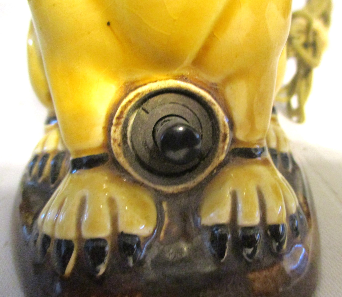 Antique Electric Table Cigarette Lighter of a Dog/Lion is 5″ Tall ( 20’s or 30’s