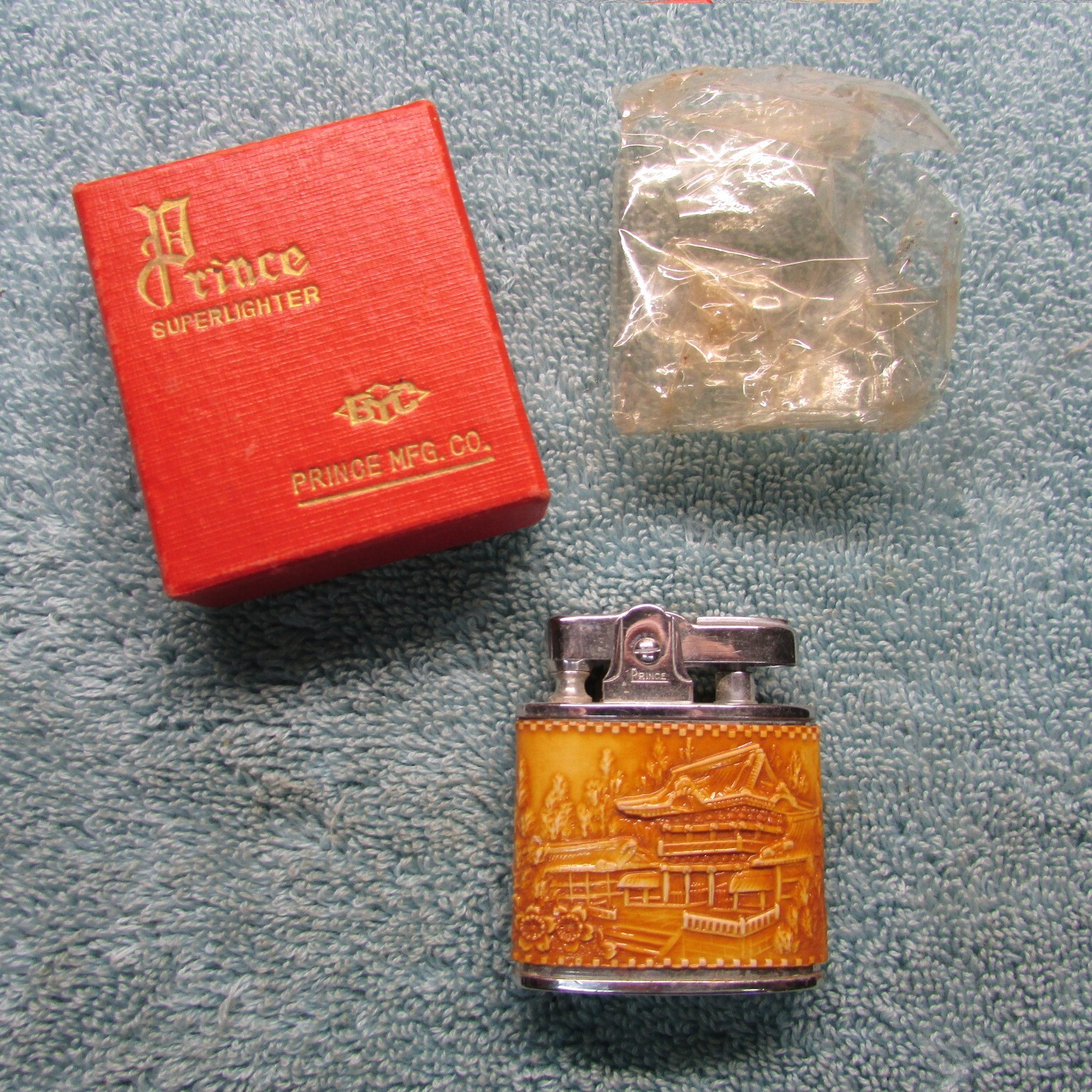 Prince Standard Lighter Pagoda Scene / W. Box & Wrapper